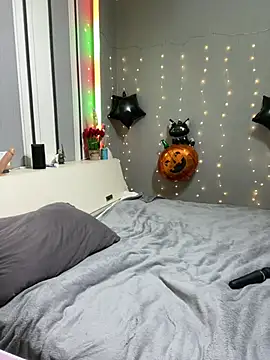 AureTease - topless 5 min