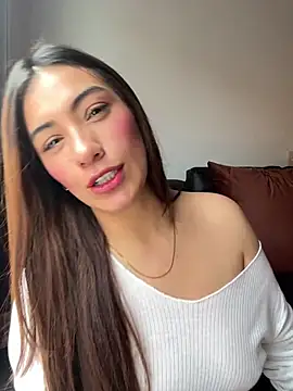 Emmily_d - Topless