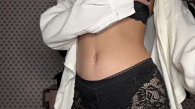 ALittleSurprise - 💓bare back dance💓