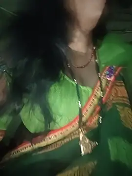 Sexyradha_