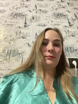 Emmik24 - Take my clothes off. �