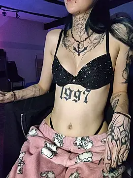 Smokaxhontas - Last Tip 2x naked pics