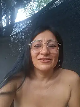 Maturexxxnaughty - I fuck myself with a big cucumber