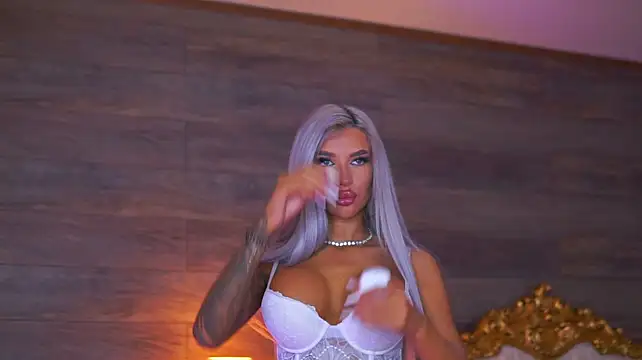 Juicy_Jessye - Warm me up with your touches