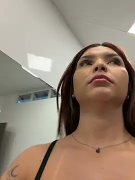 Mel_PinkBR - Mostrar os seios+ 2 min de control🔥🥵