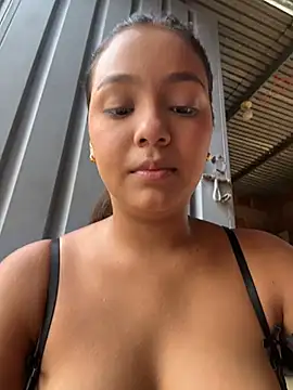 Baby_morena12 - Show tits + full nude