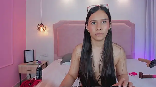 AmandaLourens - rub my hot clit close up