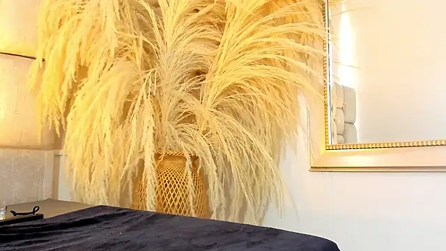 DesireSweet - SPANK MY PRETTY BODY 🔥