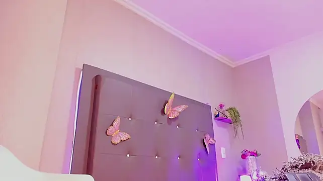 Emma_lye - 💖🎀sow oil + clap ass💖🎀