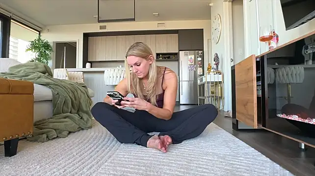 Graciemae_baexx - Pussy play