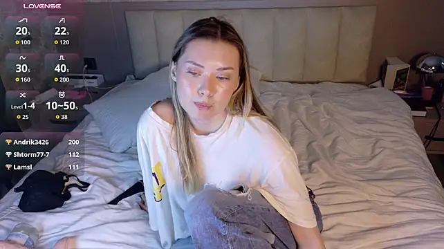 Gwenonl1ne - jerking off dildo hands )