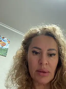 Tania201243 - Show tits♥️