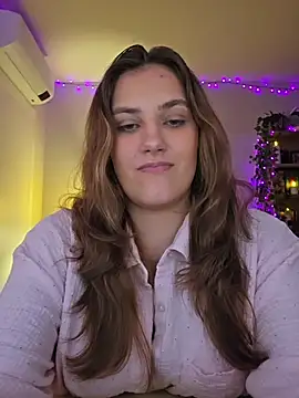 MiaRides19 - I will suck dildo 🙈🙈