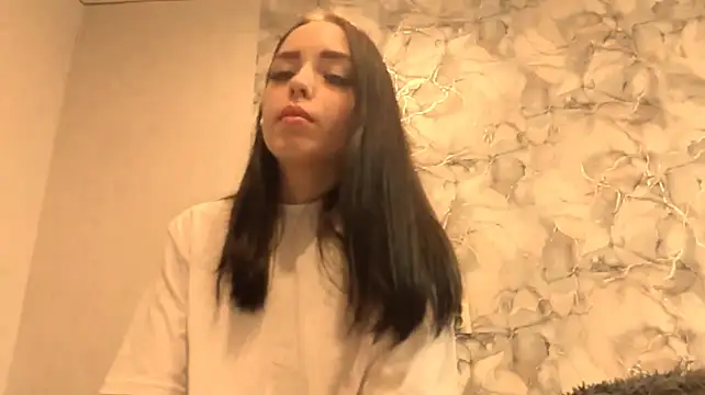 ElanorFilter - squezze boobs <3