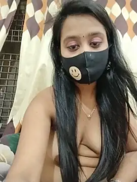 Trisha-26 - Open nude show