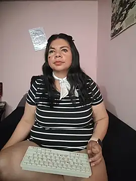 Kinky_momm - sexy blowjob x 5 min