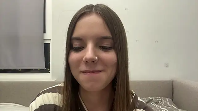 LisaPorse - show tongue + sily face
