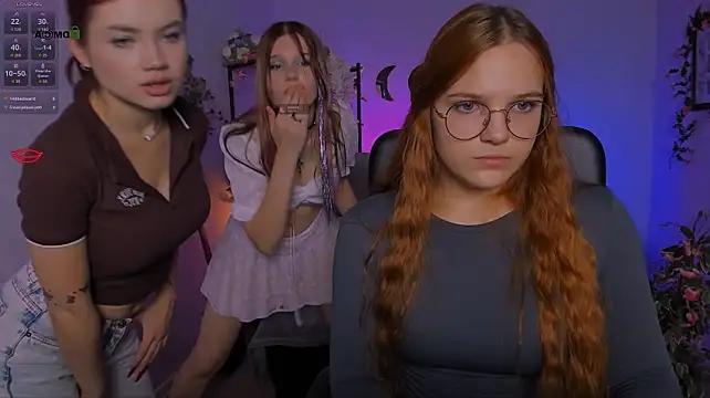 Isabel_wave - show boobs