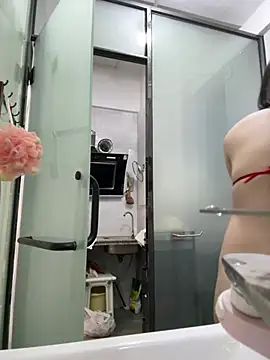 Mimiss02 - 买大黑牛麦克风和爸爸玩