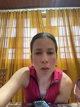 Melu12 - JUEGO CON TETAS / TITS GAME