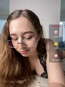 Tsuki_chan_on - Ficar peladinha 🩷
