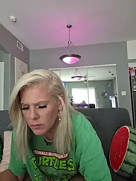Lexi_Shocker - Vibe me til my clothes fall off 🔥