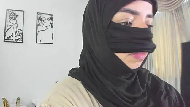 Uzra_hayed - dildo in pussy