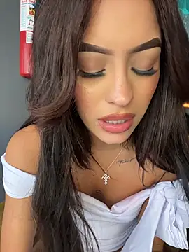 MystiqueXXX - MAKE MY PUSSY SQUIRT ! 😈🌊