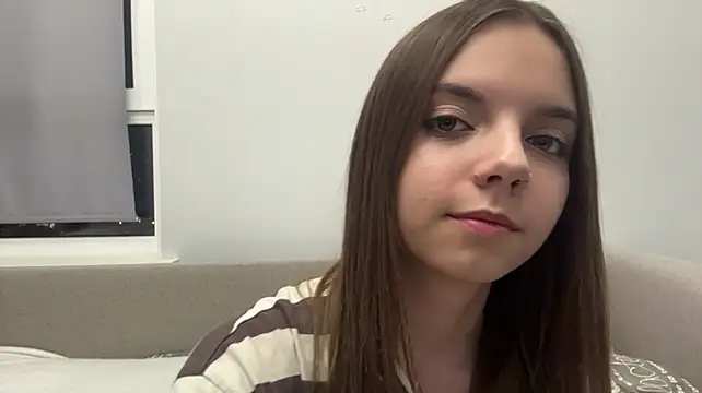 LisaPorse - show tongue + sily face