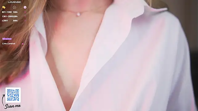 FayeLivingston - take off my top