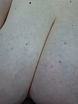 Anna_claire - CUM now,you fucking SEXDOLL!!!