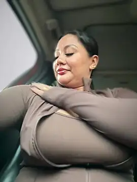 ValeryGrey - Massage my tits people nearby🥵+🎁LT