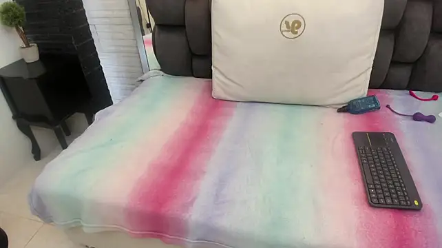 Nathaly_keler - Your dick between my warm boobs🍒