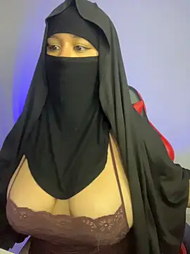 Rhizanthella_ - three nude photos 🥴🔥😈