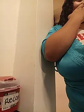 KITY_HILL - Suck boobs