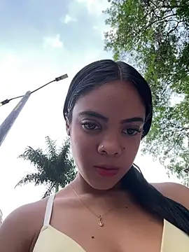 NAUGHTY_LITTLE_18 - OPEN PUSY IN THE PARK🤭😈