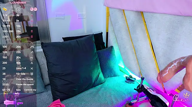 Luna_Naughty1