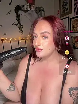 TaliaMommyMelons - Dildo blowjob (3 mins)