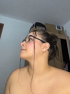 Tayler_Kim - help me take off the pants