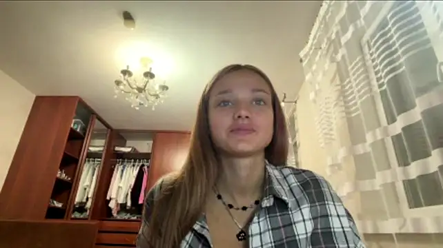 Romy_Grei - Lick lips after a kiss 👅💋