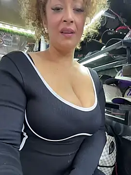Katti_Barrera - Tits outside with my friend