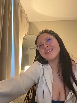 Clara_Belle - Naked and play pussy