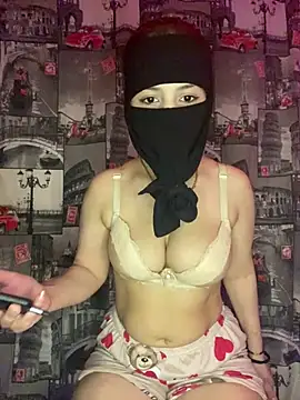 Dina05 - لحس الحلمات اخراج حليب🥵🍑🔥