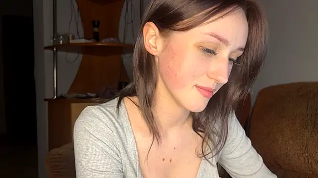 ShannanWohlers - Body tour:legs,tummy,neck <3