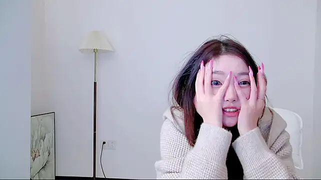 Lili-6677 - 脱掉内衣播30分钟