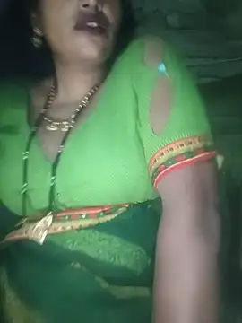 Sexyradha_