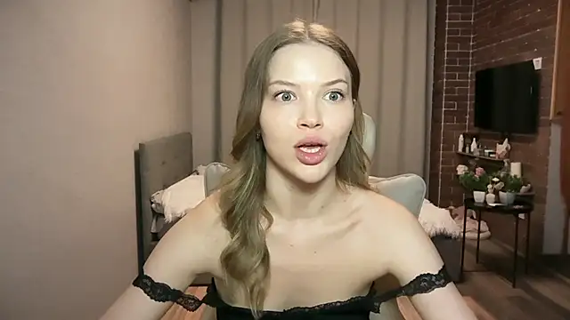 EmmyMills - Topless❤️