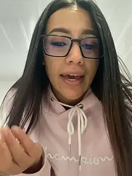 Marianahb-e - Dildo in pussy