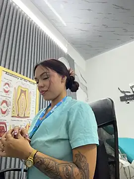 Daniela-sexy - milk from my tits in my vagina