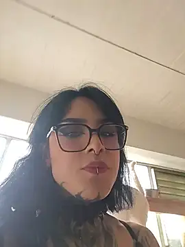 Taaylor33 - Plug anal and spank ass